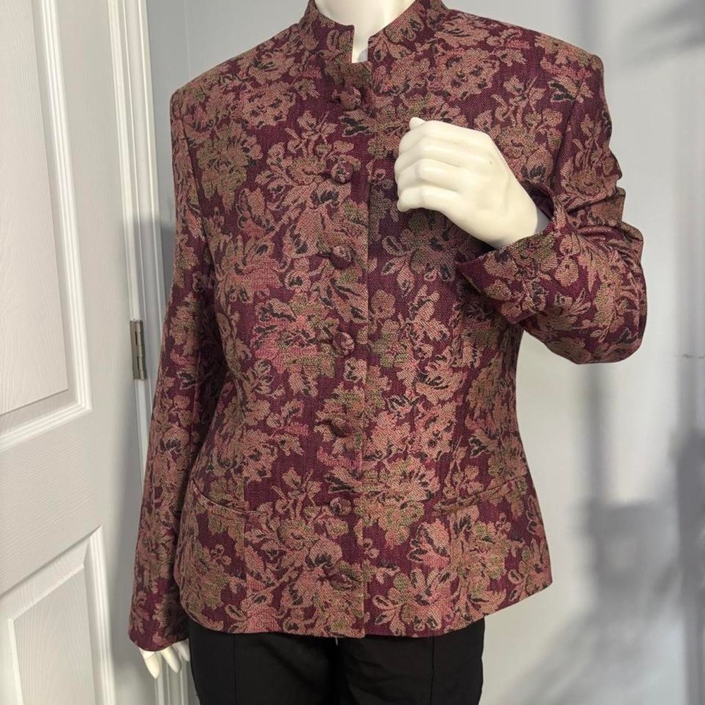 Casual Corner Floral Pattern Button Front Jacket